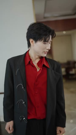 追溯眼（67集）热门短剧抢先看全集
