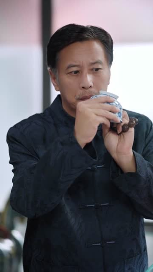 本想做个假古董，却成了鉴宝大师（80集）红果短剧免费全集看