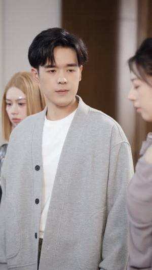 万界收租，女帝也得上供（60集）免费观看短剧就是爽