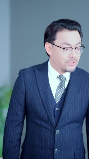 开局退婚：神医高手闯都市（80集）热门短剧推荐每天准时更新